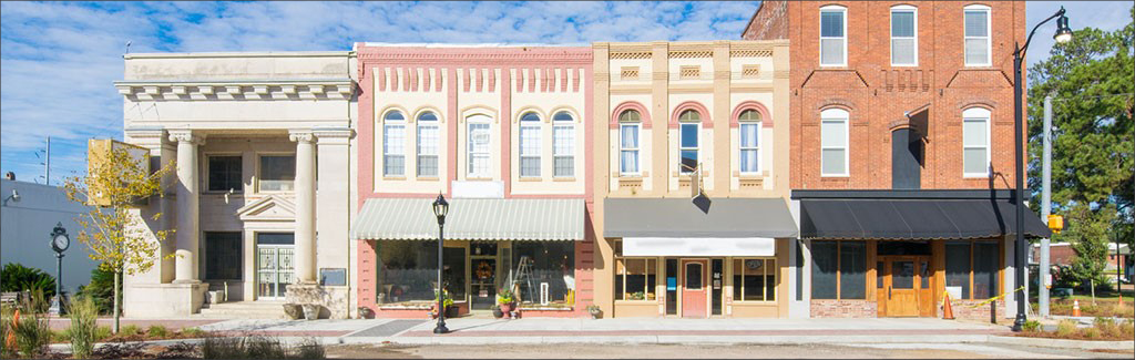 Image of quaint, small town buildings/storefronts