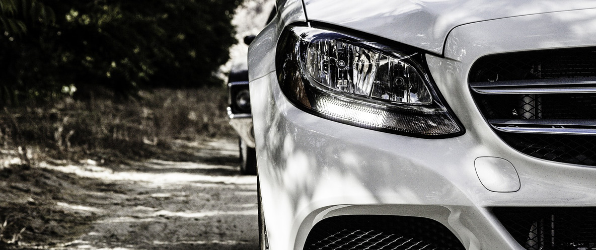 Front headlight and grill of a car