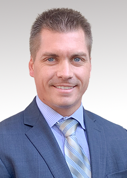 Headshot of Eric Tschurwald