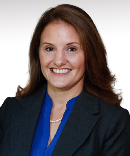 Headshot jessica bell v2 robertson ryan insurance