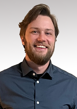 Headshot of Kyle Johnson