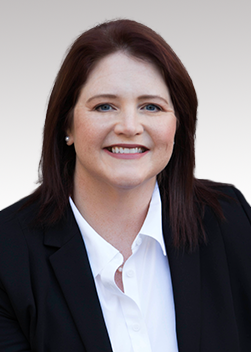 Headshot of Maggie Schlicht