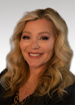 Headshot of Candice Byers